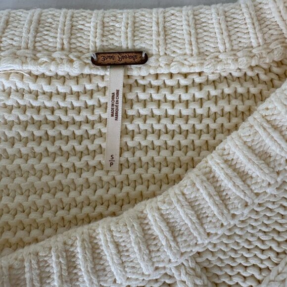 Free People Sweater - Picture 2 of 2
